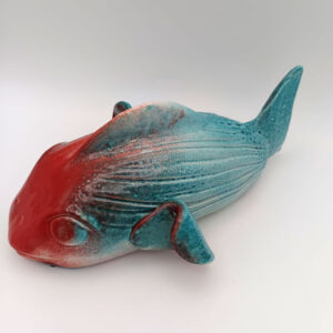 Pesce in ceramica decorativa dipinta a mano